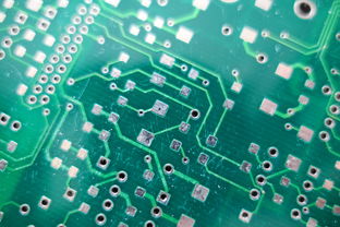 乐鱼体育官网投注-德甲球队利用深度学习模型预测对手阵型变化趋势，德甲打法特点